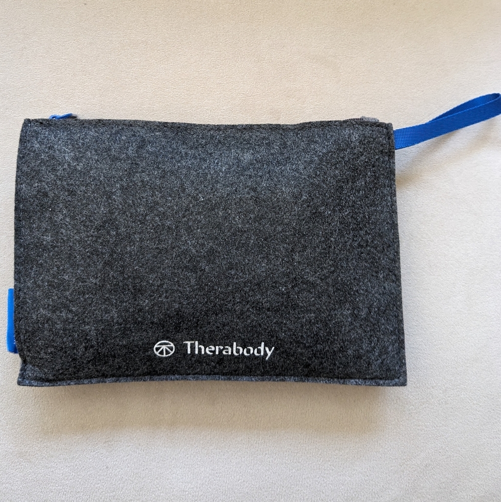 Therabody x United Amenity Kit Pouch
